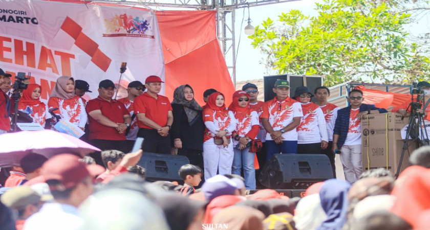 Tumpah Ruah, Ribuan Warga Girimarto Ikuti Jalan Sehat Kebangsaan