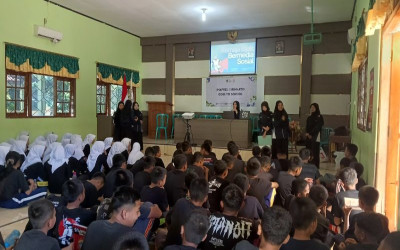 Inilah Aksi Imapres Goes to School di SMPN 2 Girimarto